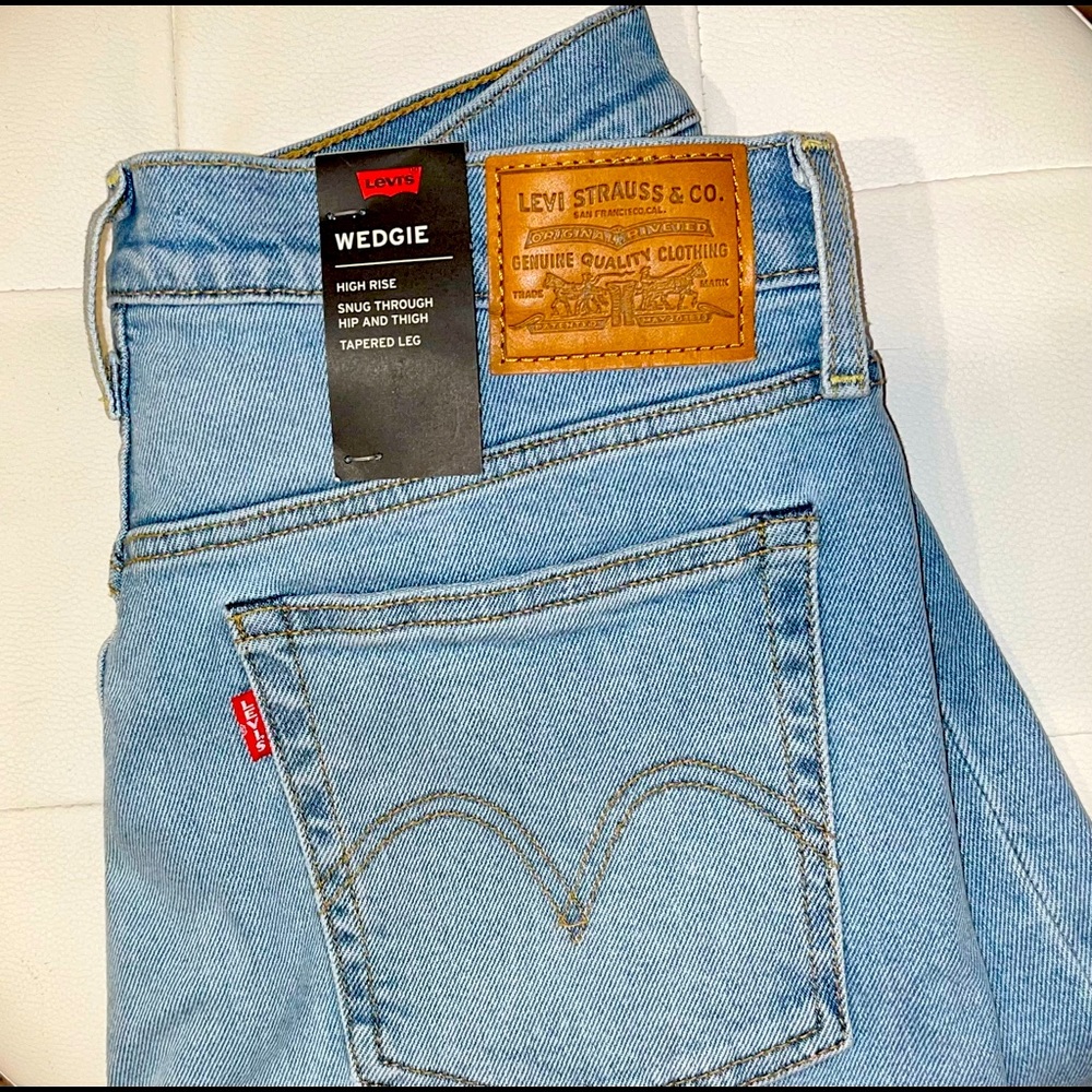 Levi’s Wedgie Denim